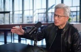 黄仁勋坦言：和台积电合作 30 年，未签过合同